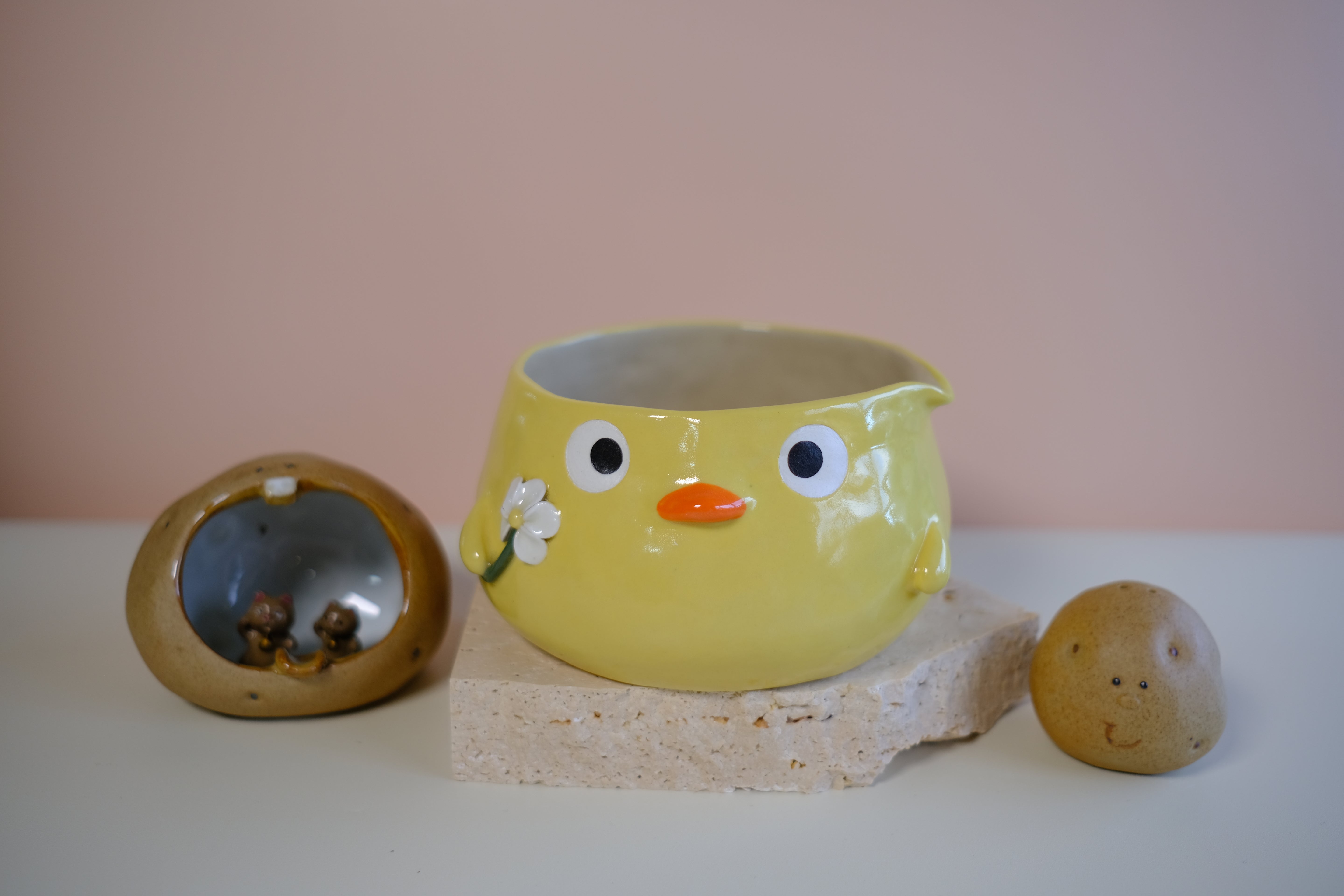 Katakuchi Chawan - Adorable Yellow Duck