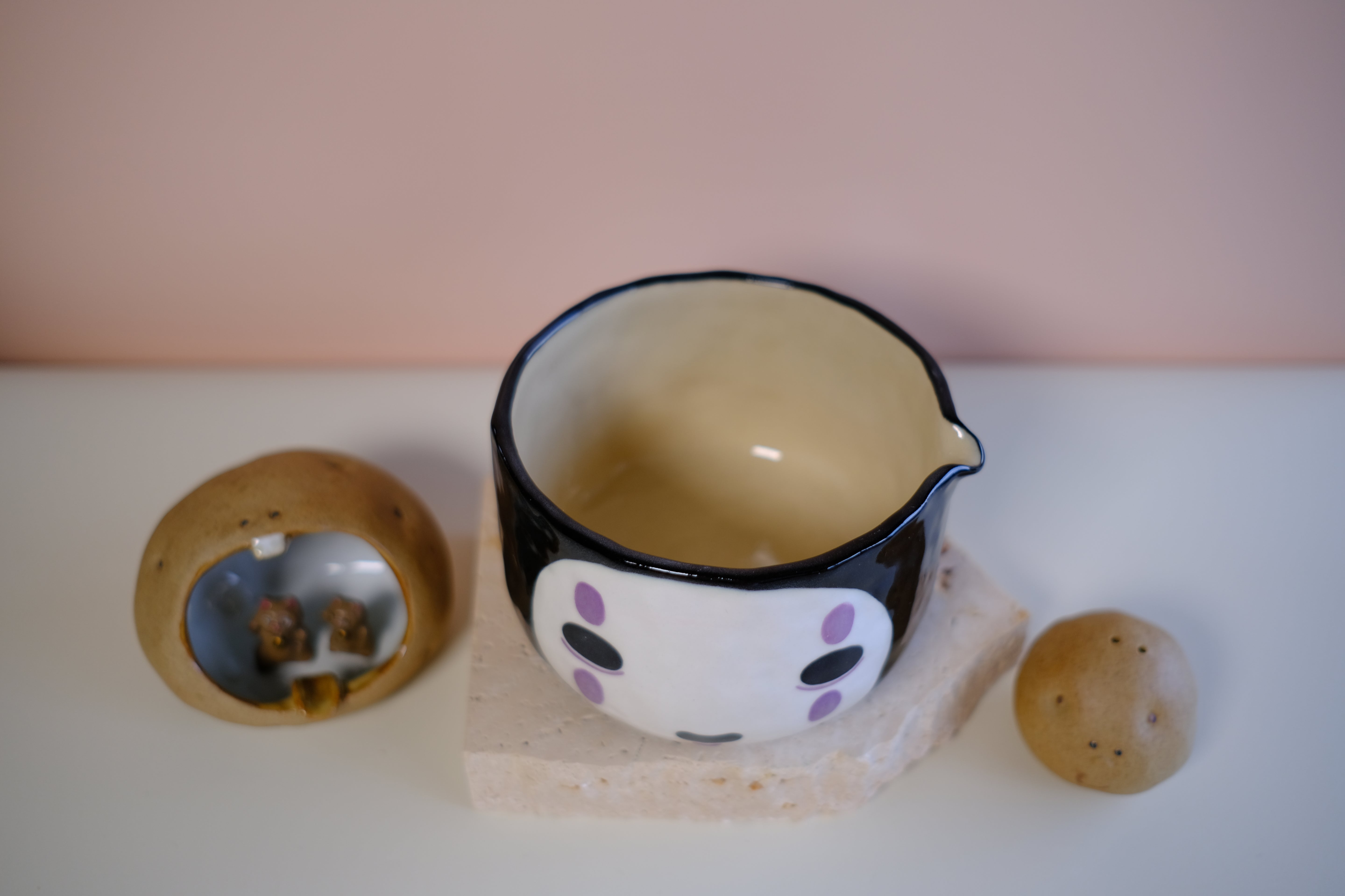 Katakuchi Chawan - No Face Ghibli