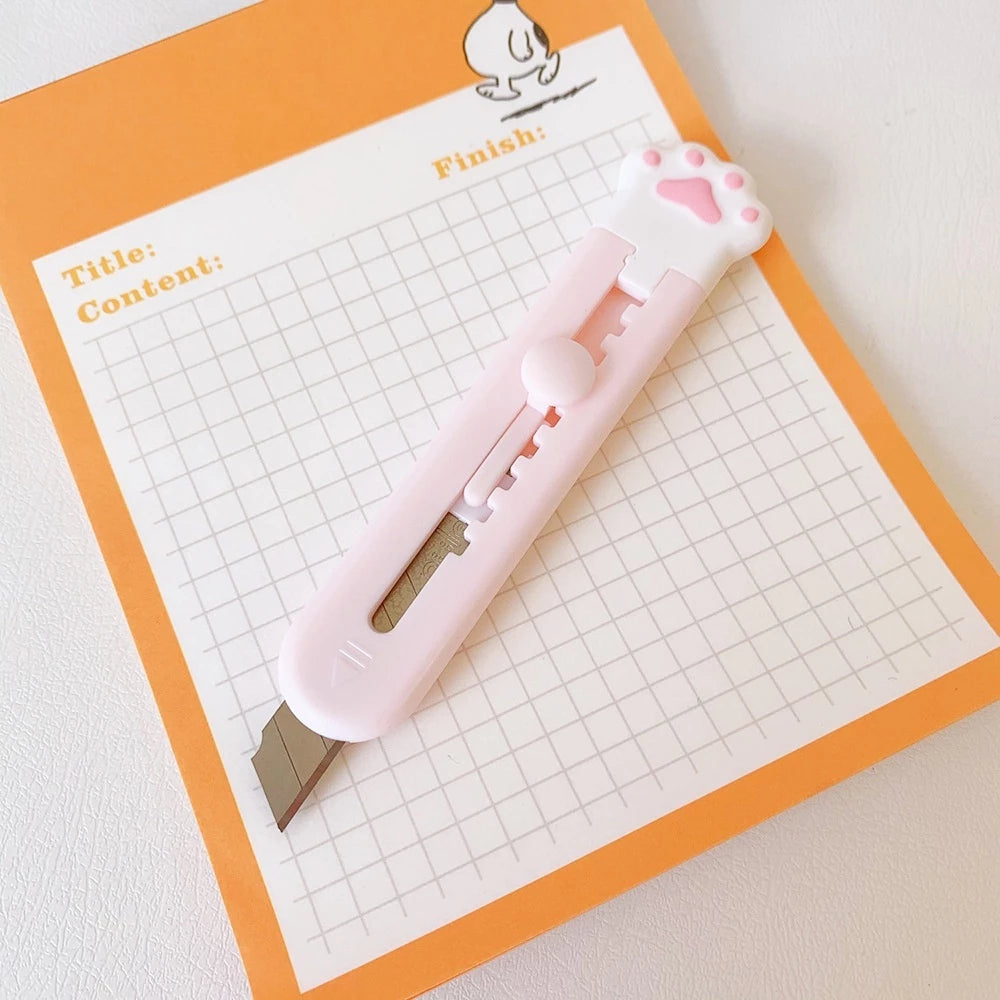 High Quality Cute Cat Paw Shaped Mini Paper Cutter