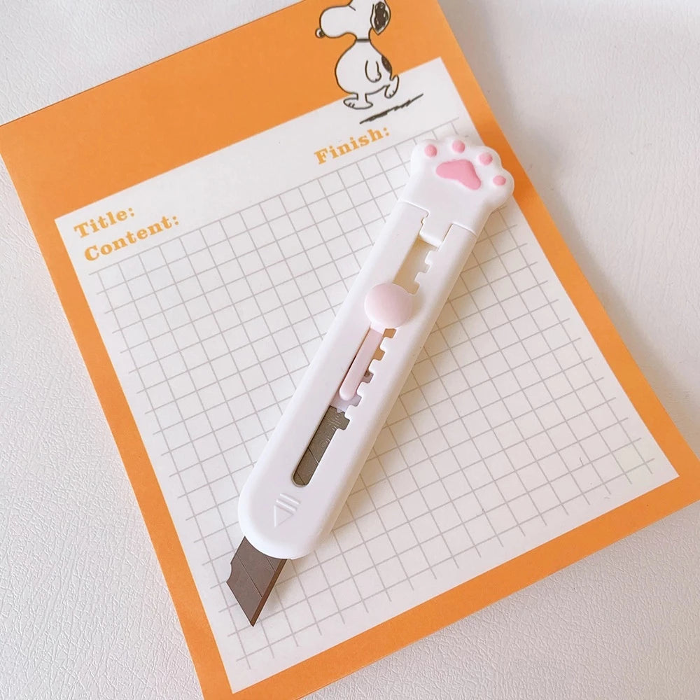 High Quality Cute Cat Paw Shaped Mini Paper Cutter