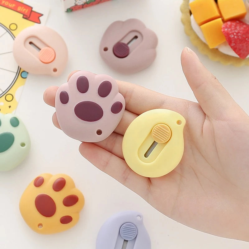 High Quality Cute Cat Paw Shaped Mini Paper Cutter