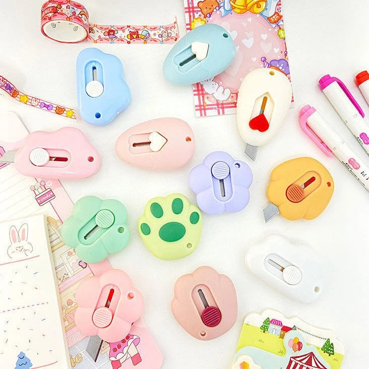 High Quality Cute Cat Paw Shaped Mini Paper Cutter